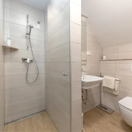 Apartma Franko *